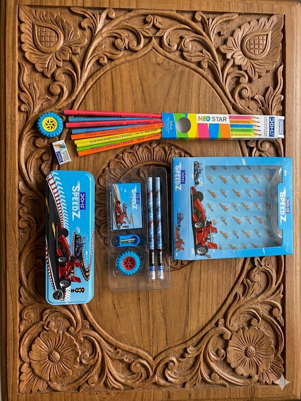 DOMS SPEEDZ KIT AND NEO STAR PENCIL 10 pc